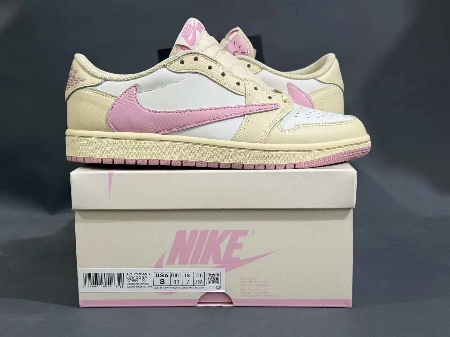 Pink Hook IQ7604-100