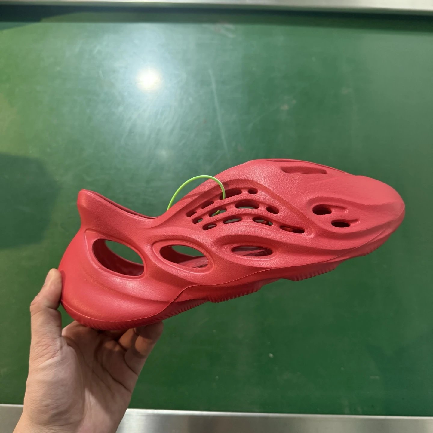 GW3355 Red