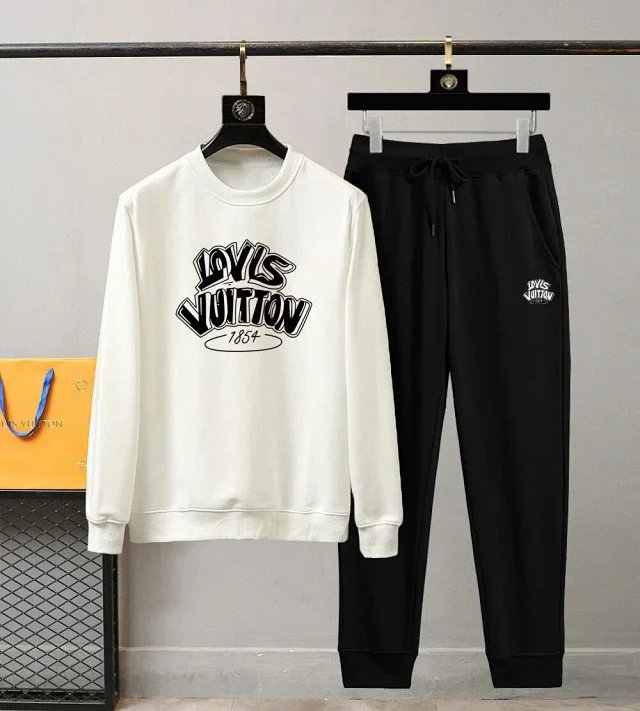 Louis Vuitton Matching Sets Graphic Crewneck Sweatshirt and Joggers Set product detail image 13