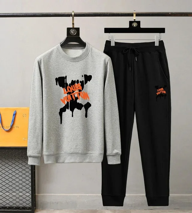 Louis Vuitton Matching Sets Graphic Crewneck Sweatshirt and Joggers Set product detail image 12