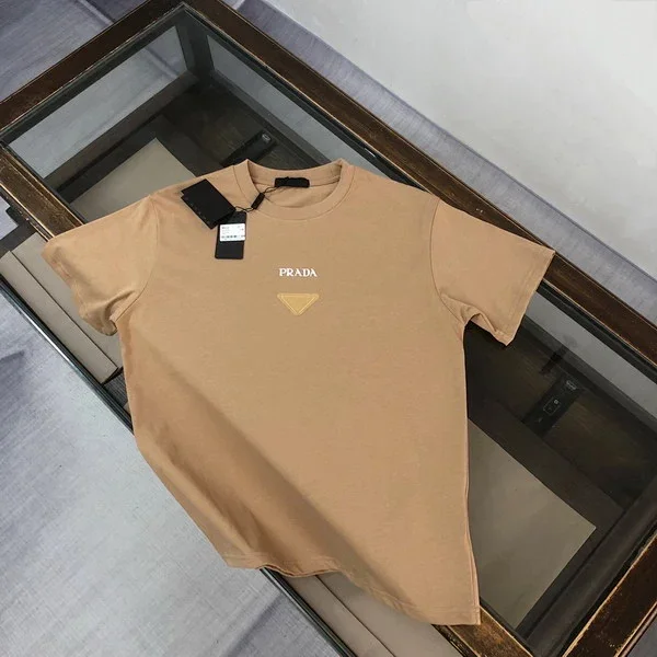Burberry T-Shirts Short-sleeve logo graphic T-shirt product detail image 11