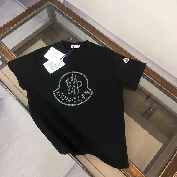 Burberry T-Shirts Short-sleeve logo graphic T-shirt product detail image 10