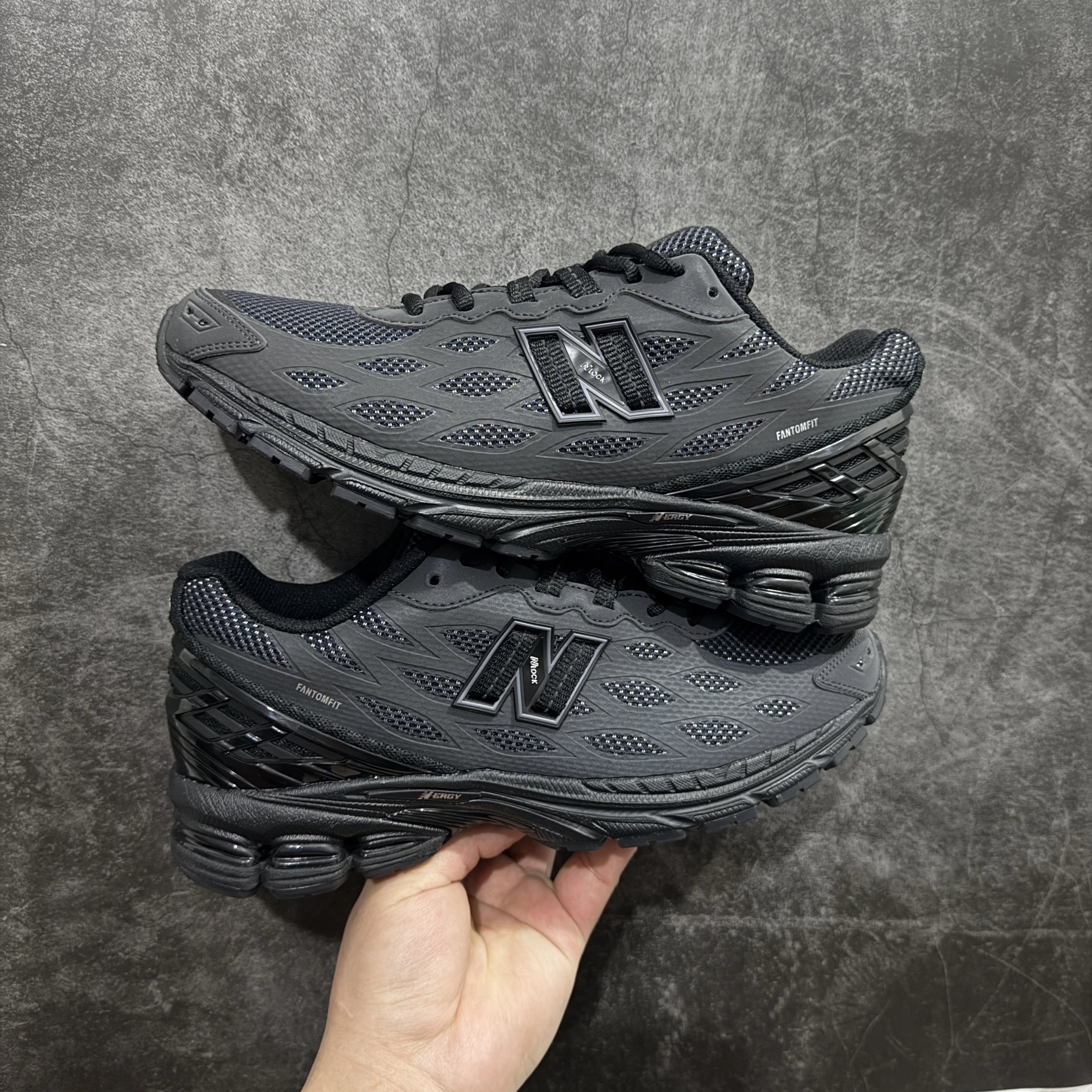 New Balance 1906A Silver Metallic Running Shoes - 35