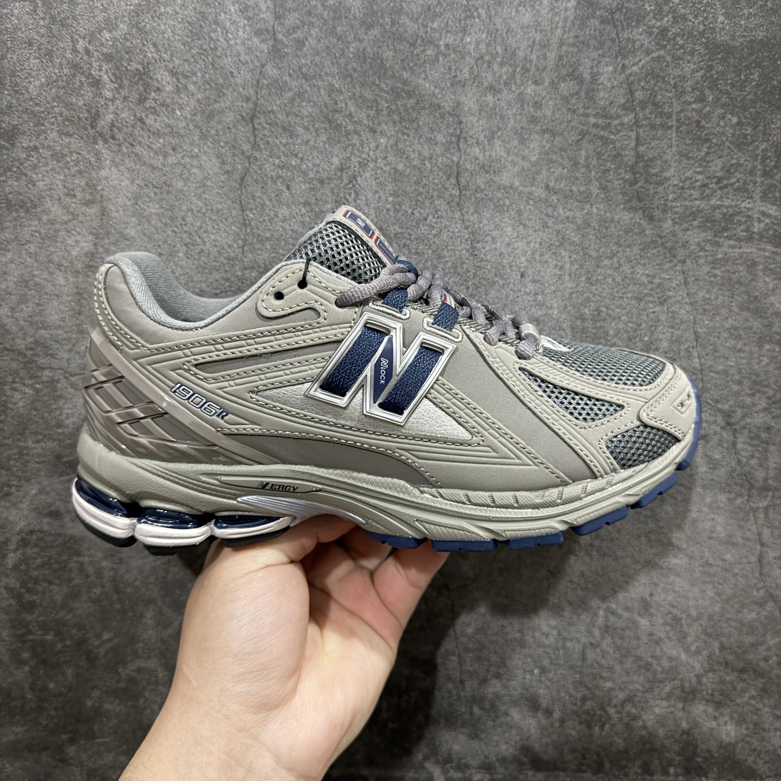 New Balance 1906A Silver Metallic Running Shoes - 47