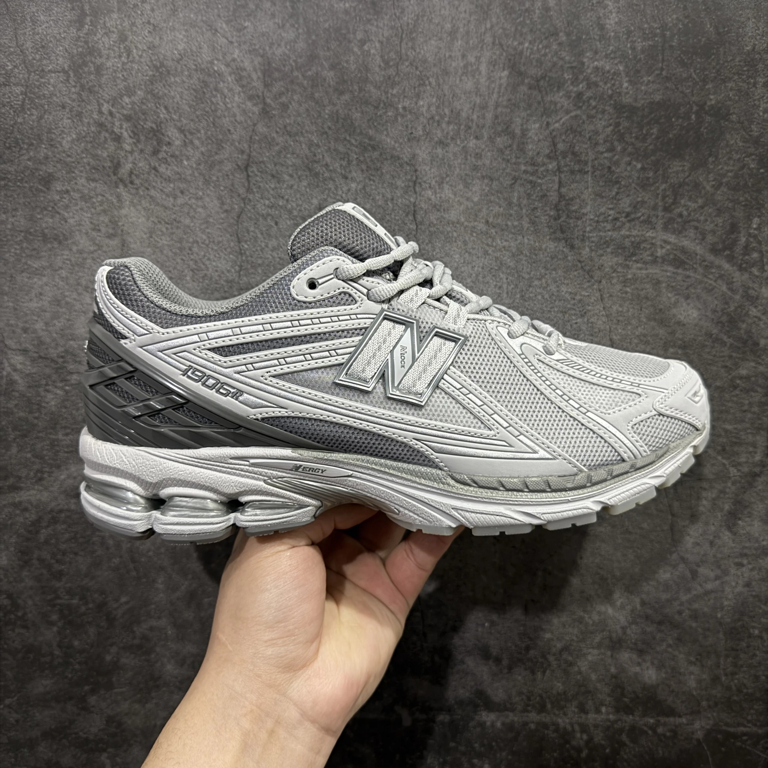 New Balance 1906A Silver Metallic Running Shoes - 16