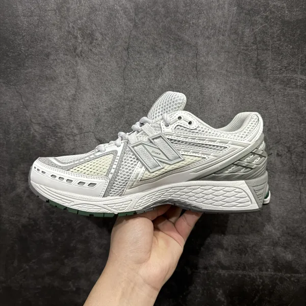 New Balance 1906A Silver Metallic Running Shoes - 8