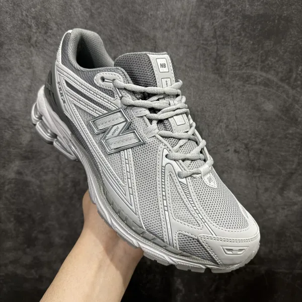 New Balance 1906A Silver Metallic Running Shoes - 19