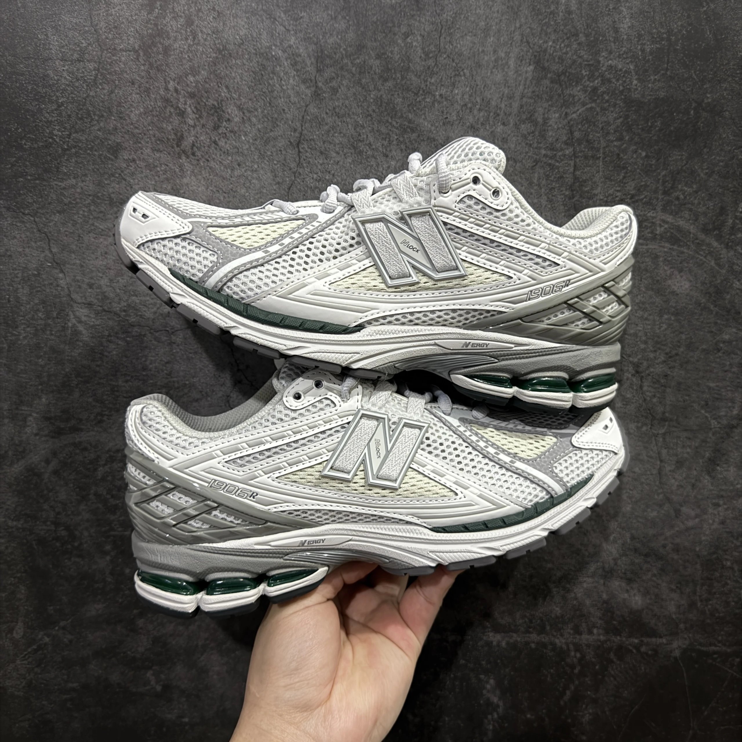 New Balance 1906A Silver Metallic Running Shoes - 5