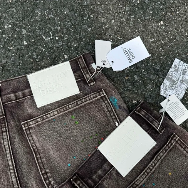 Gallery Jeans Distressed paint-splatter patchwork product detail image 5