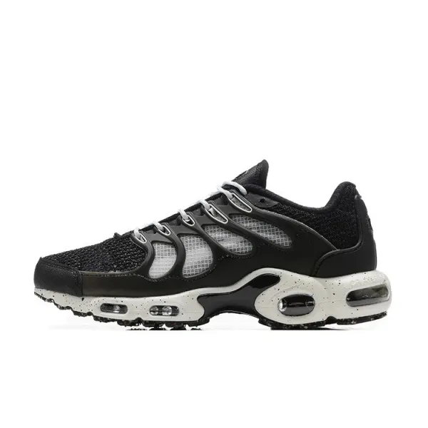 Nike Air Max Plus Black/White Sneakers - 1