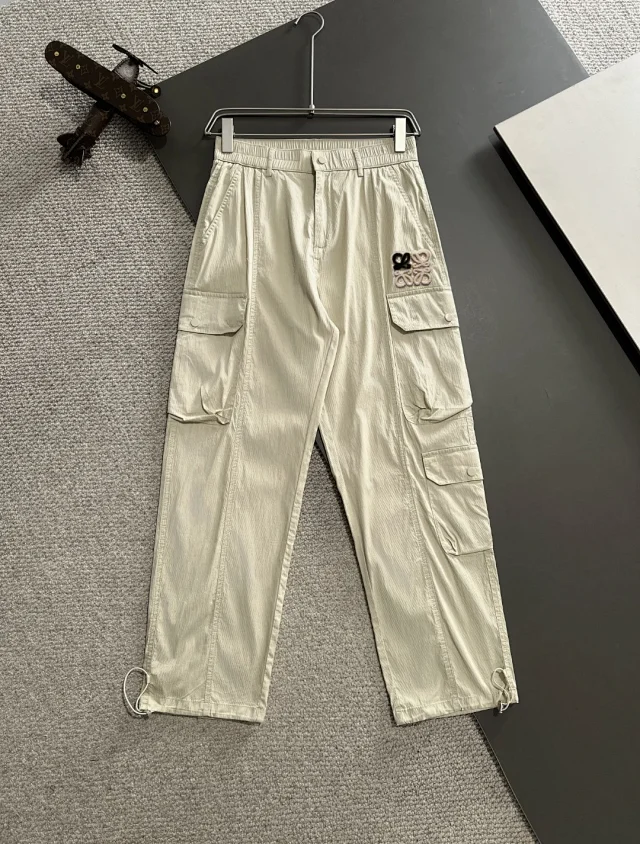 Arc'teryx Trousers Loose-fit cargo with elastic drawstring waist product detail image 15