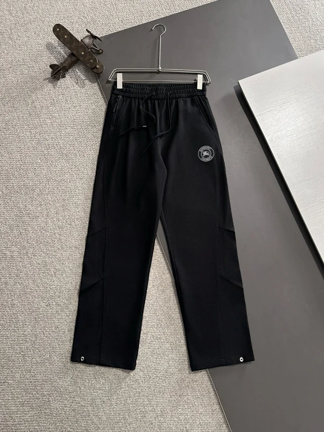 Arc'teryx Trousers Loose-fit cargo with elastic drawstring waist product detail image 7