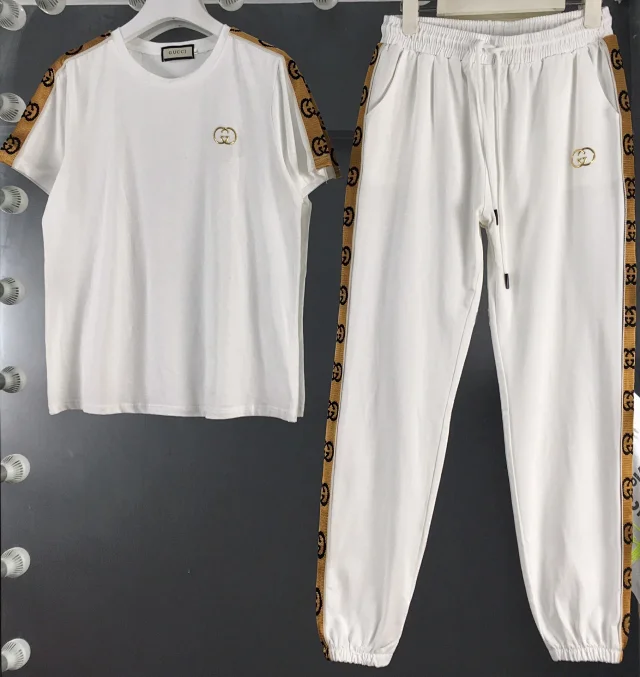 Balenciaga Mixed branded short-sleeve T-shirt and track-pants sets product detail image 2