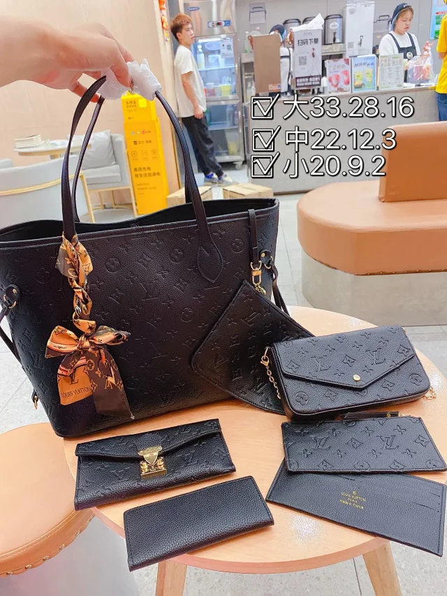 Louis Vuitton Handbags Tote Bag Set product detail image 5
