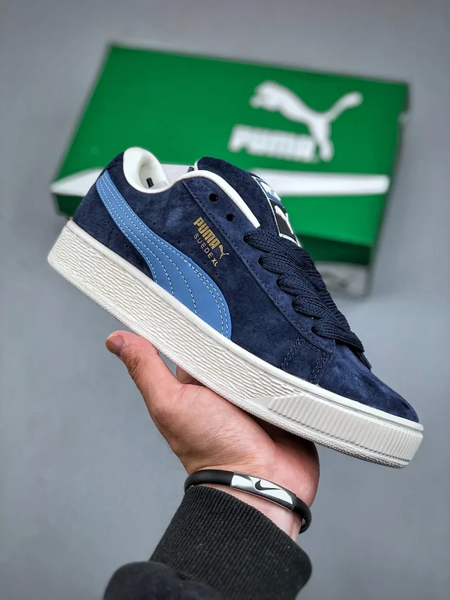 Puma Sneakers Lace-Up with Formstrip Detail product detail image 9