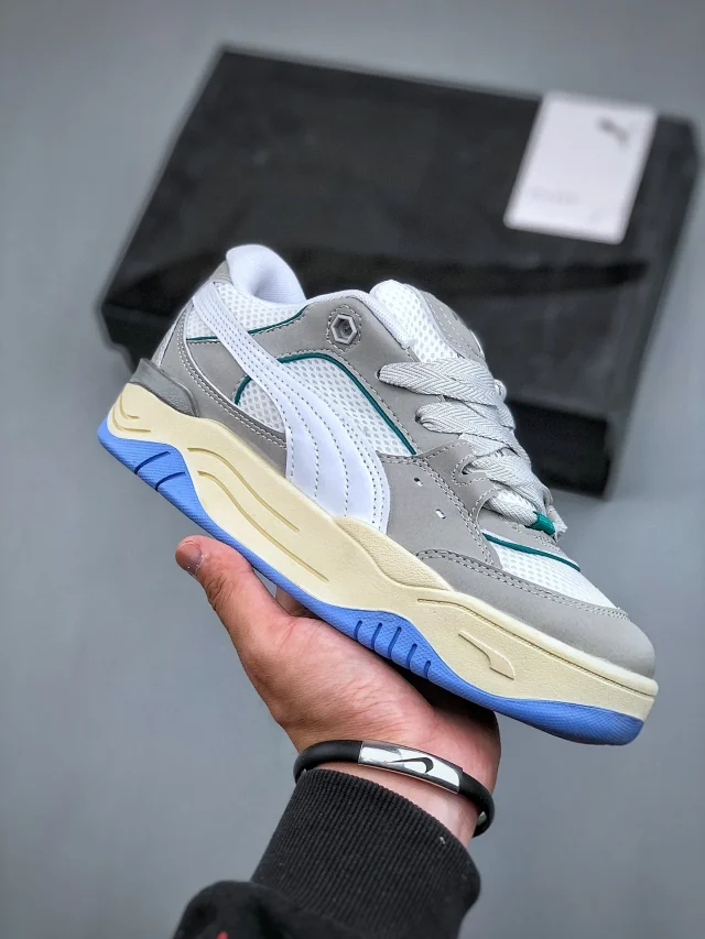 Puma Sneakers Lace-Up with Formstrip Detail product detail image 7