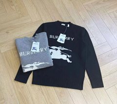 Burberry FW24 Equestrian Knight Pattern Round Neck Wool Sweater for Men - Gray, Warm & Textured, Daily Business Casual