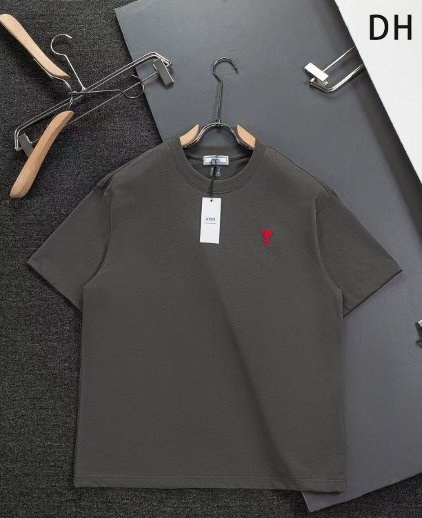 v70147-40 Please note height/weight. Factory will match the appropriate size. After-sales requirement: Must keep original packaging, tags, and accessories intact and not affect resale, otherwise return rejected.