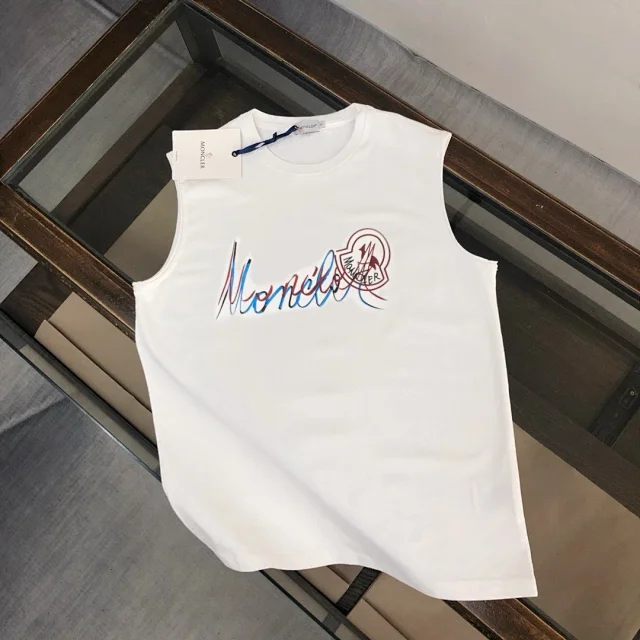 Moncler Vests Sleeveless Logo-Graphic Vest product detail image 12