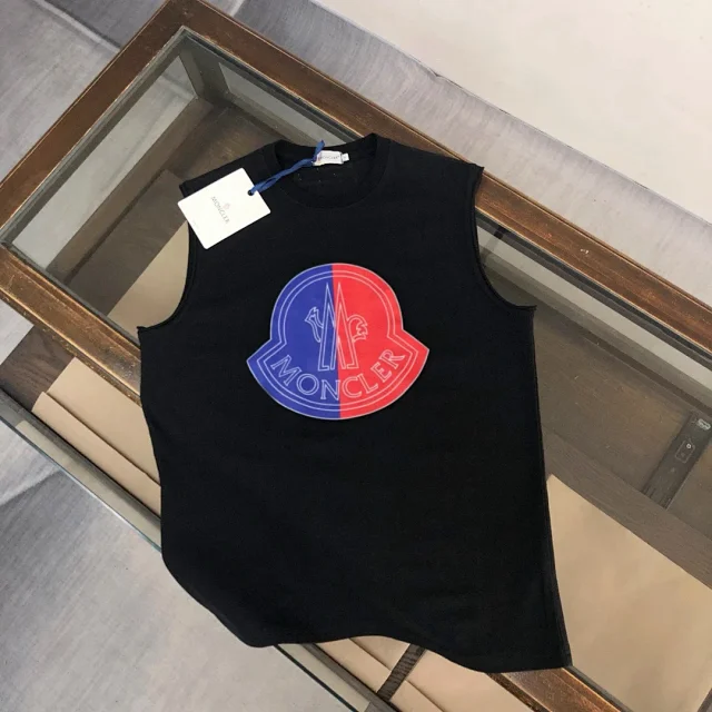 Moncler Vests Sleeveless Logo-Graphic Vest product detail image 11