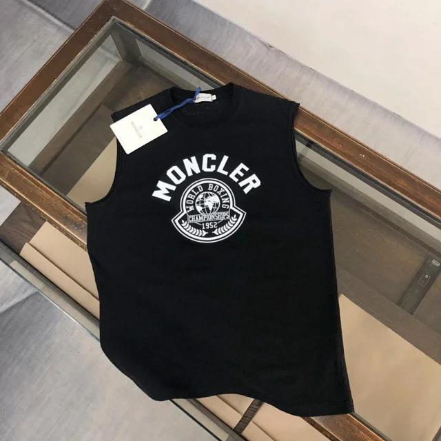 Moncler Vests Sleeveless Logo-Graphic Vest product detail image 3