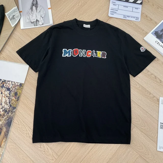 Moncler T-Shirts Short-Sleeve Logo Graphic product detail image 14