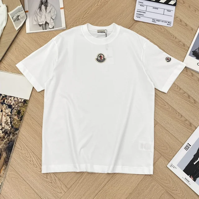 Moncler T-Shirts Short-Sleeve Logo Graphic product detail image 11
