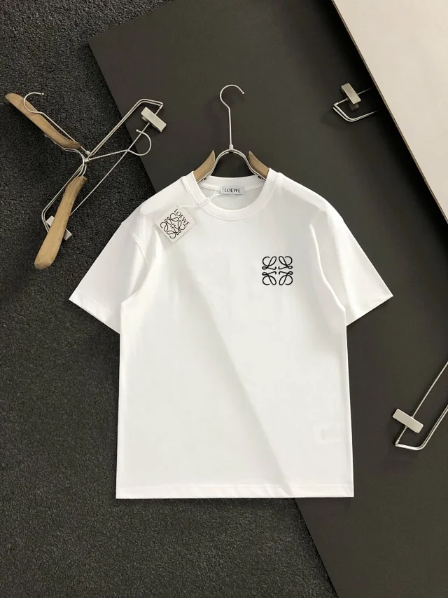 Loewe T-Shirts Short-Sleeve Graphic T-Shirt product detail image 5