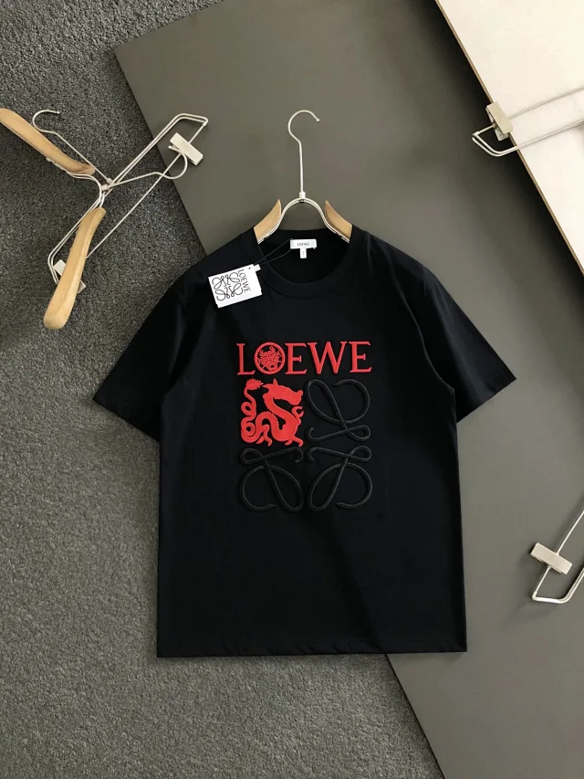 Loewe T-Shirts Short-Sleeve Graphic T-Shirt product detail image 9