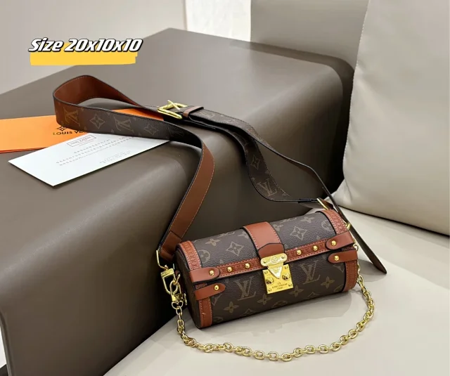 Louis Vuitton Crossbody Bags Monogram shoulder and belt bag designs product detail image 10