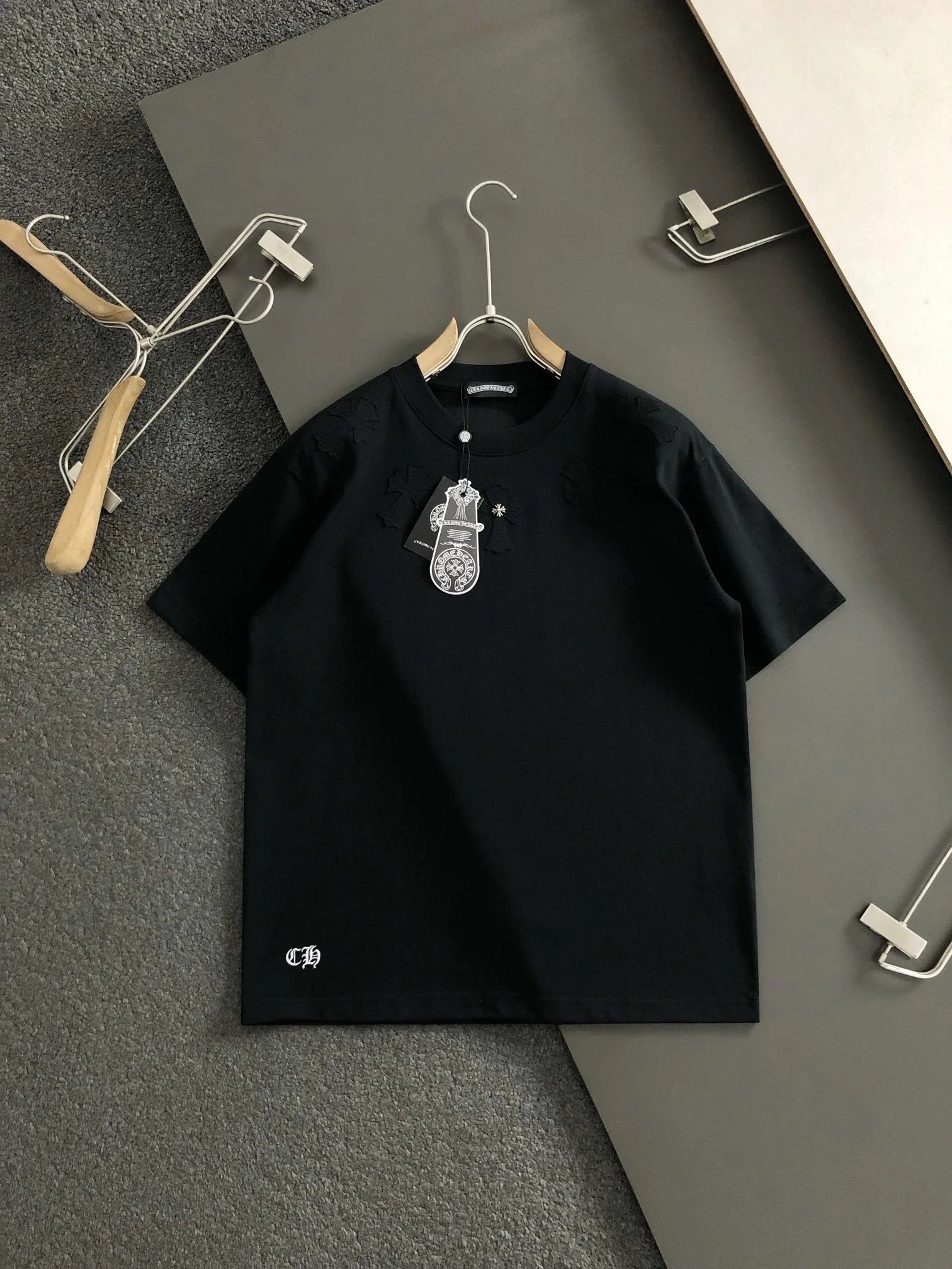 Chrome Hearts x Digital Pionker Circle Cross Embroidered Black T-Shirt - 14