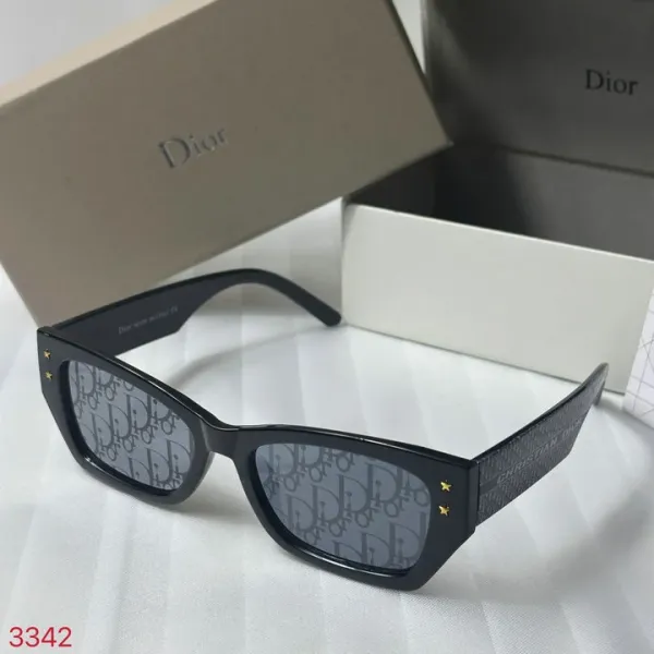 Miu Miu Gradient Green Gold-Trimmed Rimless Sunglasses - 14
