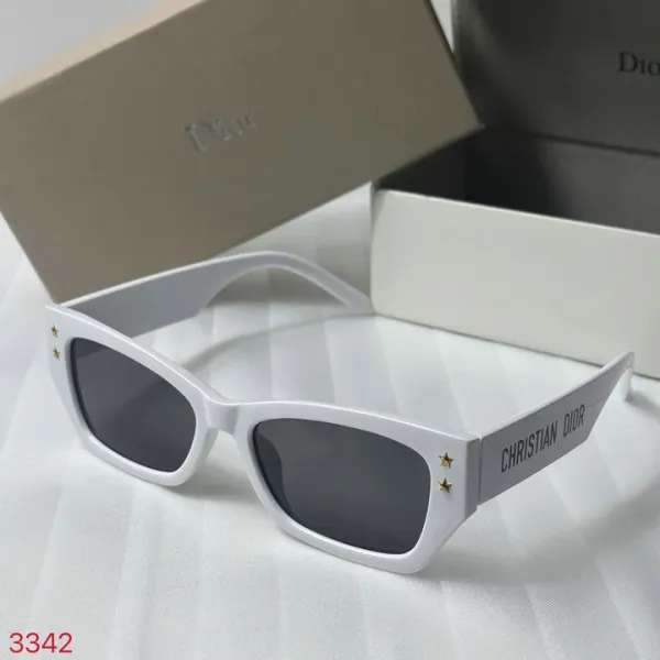 Miu Miu Gradient Green Gold-Trimmed Rimless Sunglasses - 13
