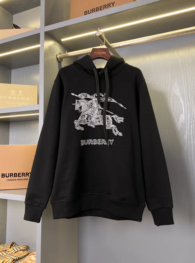 Burberry Hoodies & Sweatshirts Crewneck Logo Sweatshirt product detail image 12