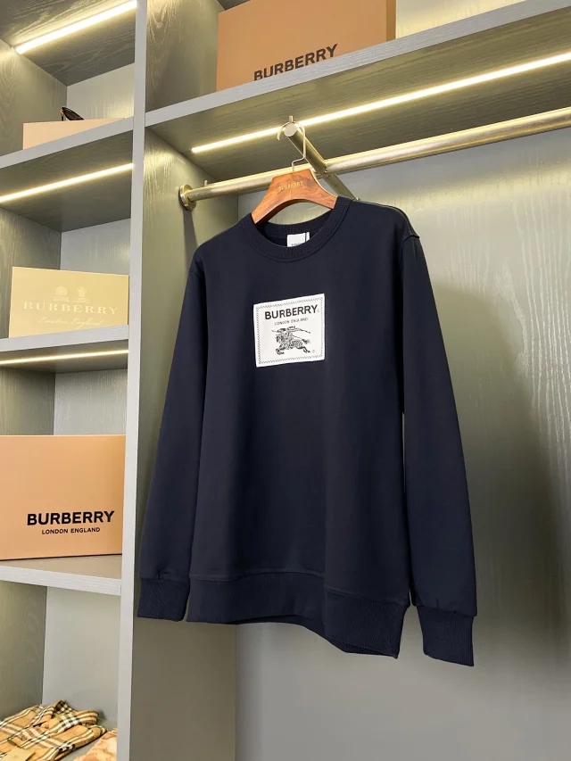 Burberry Hoodies & Sweatshirts Crewneck Logo Sweatshirt product detail image 11