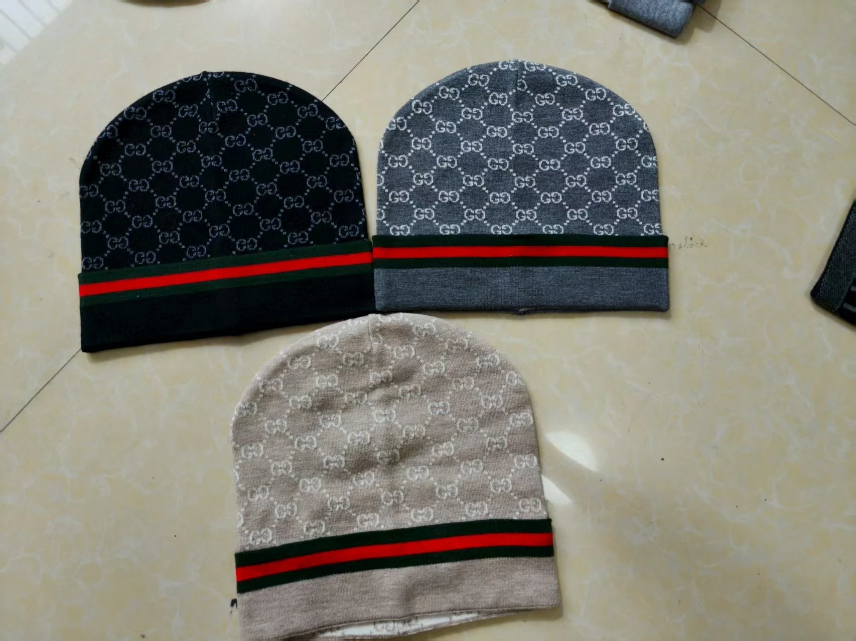 [DX9-21] letters autumn and winter warm fashion knitted hat fashion Joker wool hat