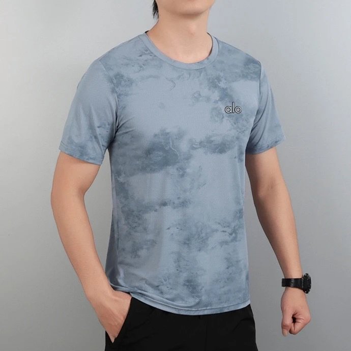 alo T-Shirts Short-Sleeve Crew-Neck Tie-Dye T-Shirt image 2