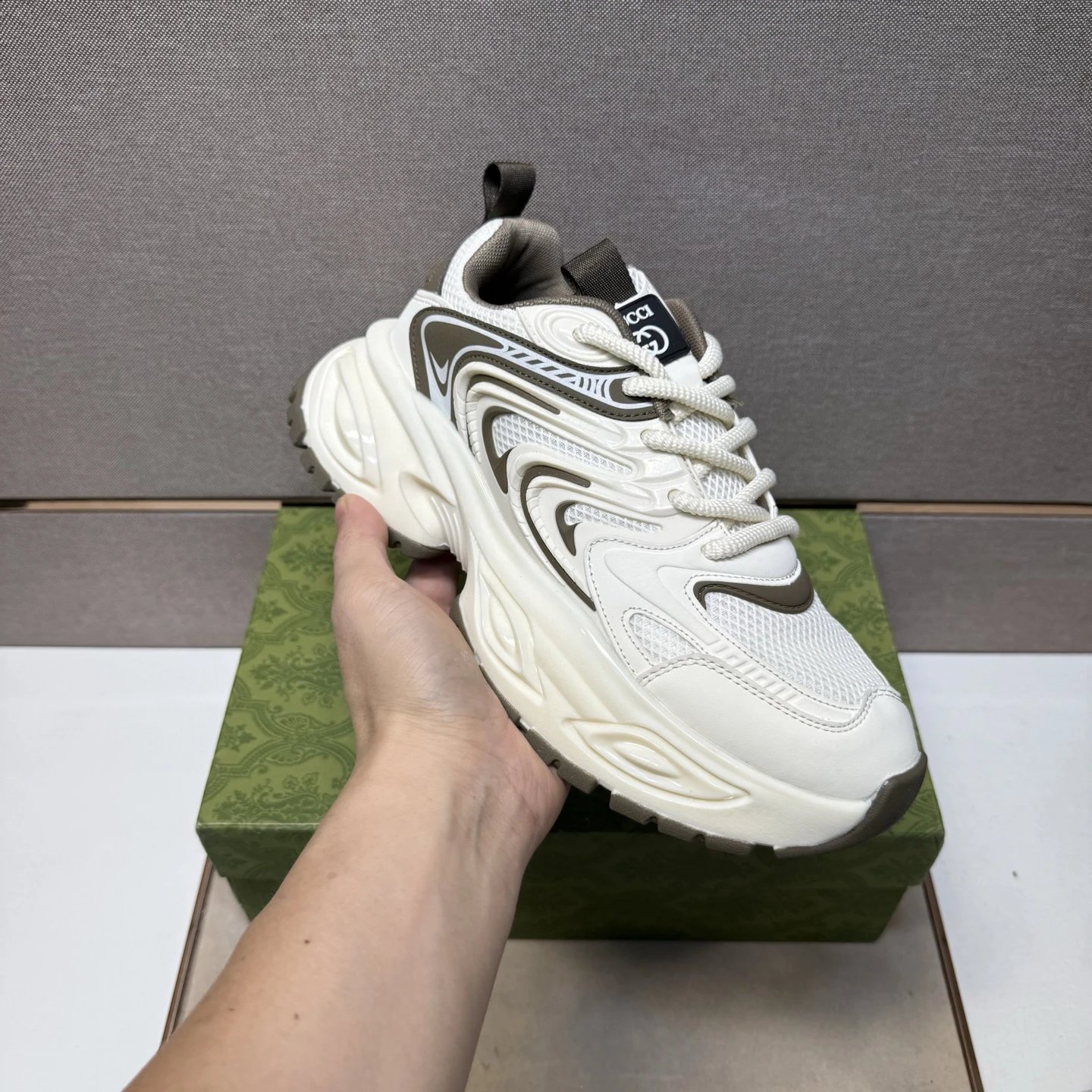 Gucci Ultrapace Chunky Sneaker White Olive