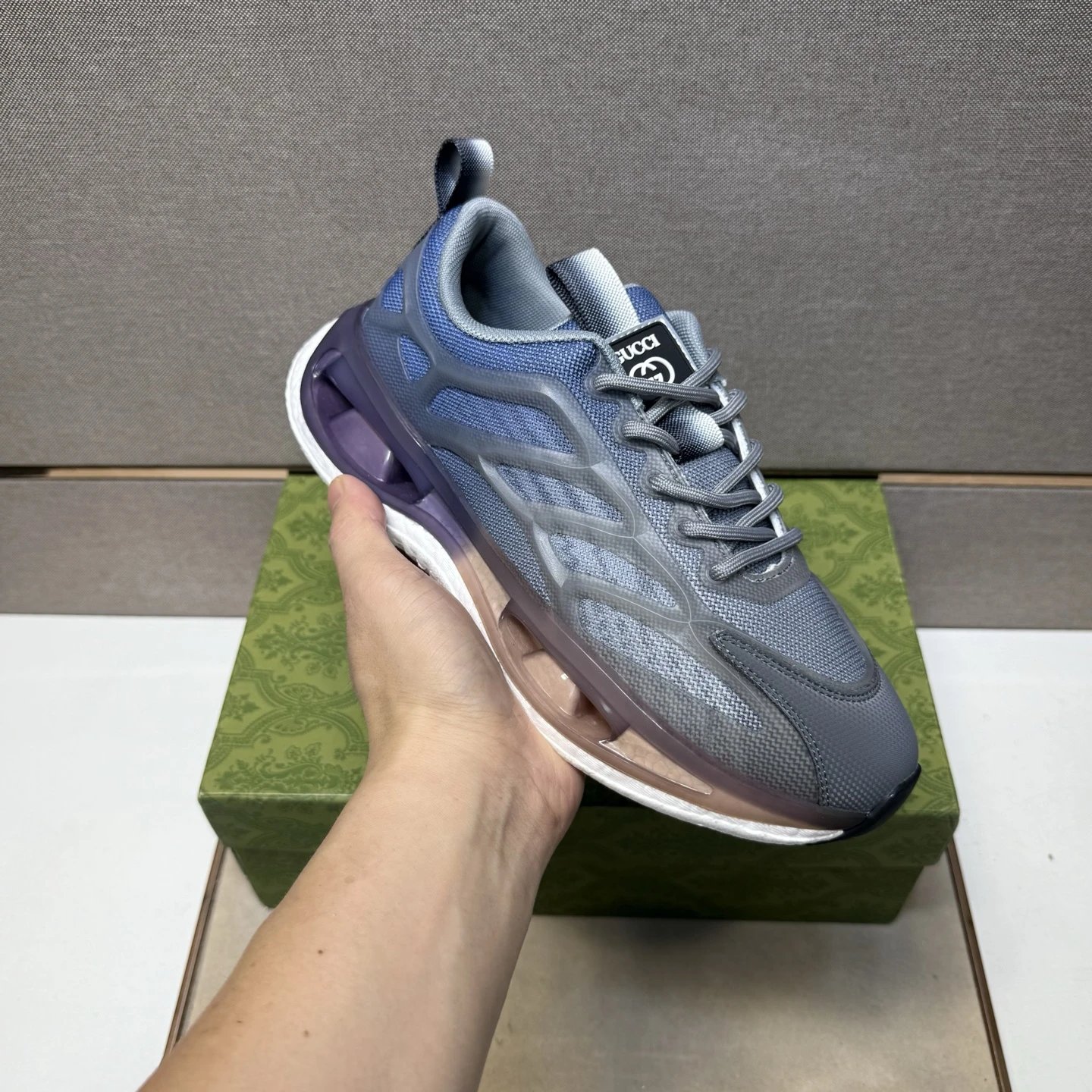 Gucci Run Sneaker Grey Purple