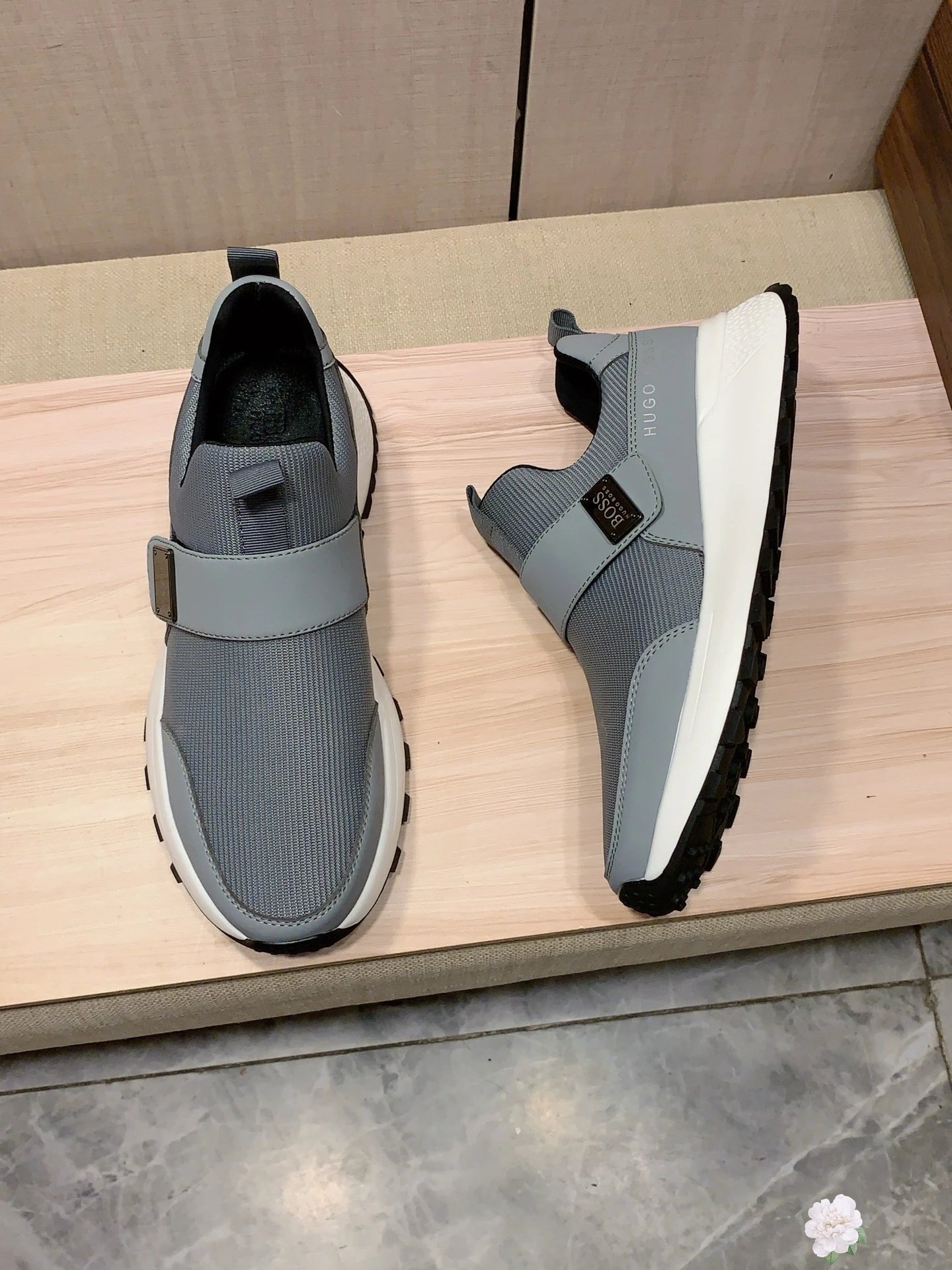 Hugo Boss Strap Slip-On Sneaker Grey White