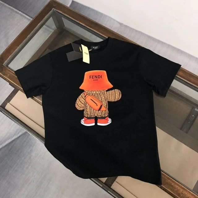 Fendi T-Shirts Short-Sleeve Bear Graphic product detail image 3
