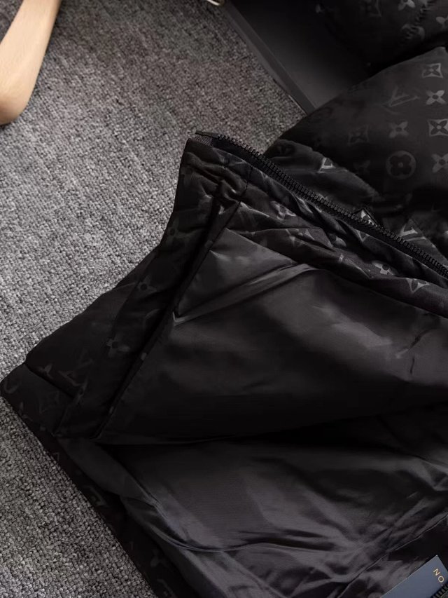 Louis Vuitton Puffer Jacket: seller detail photo 9