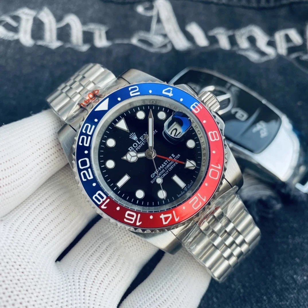 Silver Case Black Dial · 5-Link Steel Band (Blue-Red Bezel)