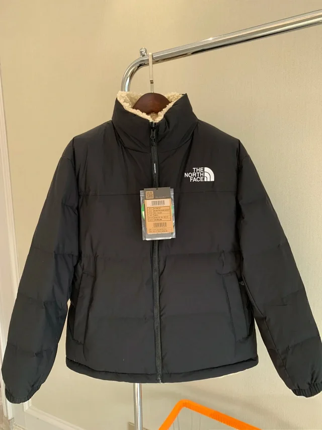 The North Face Jackets DX 60-11 Reversible Sherpa-Lined Padded Jacket product detail image 3