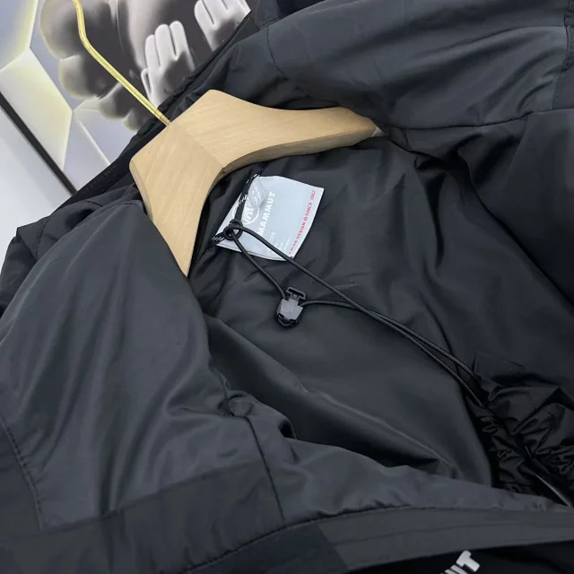 Mammut Jackets DX 246-1 Hooded Padded Jacket product detail image 6