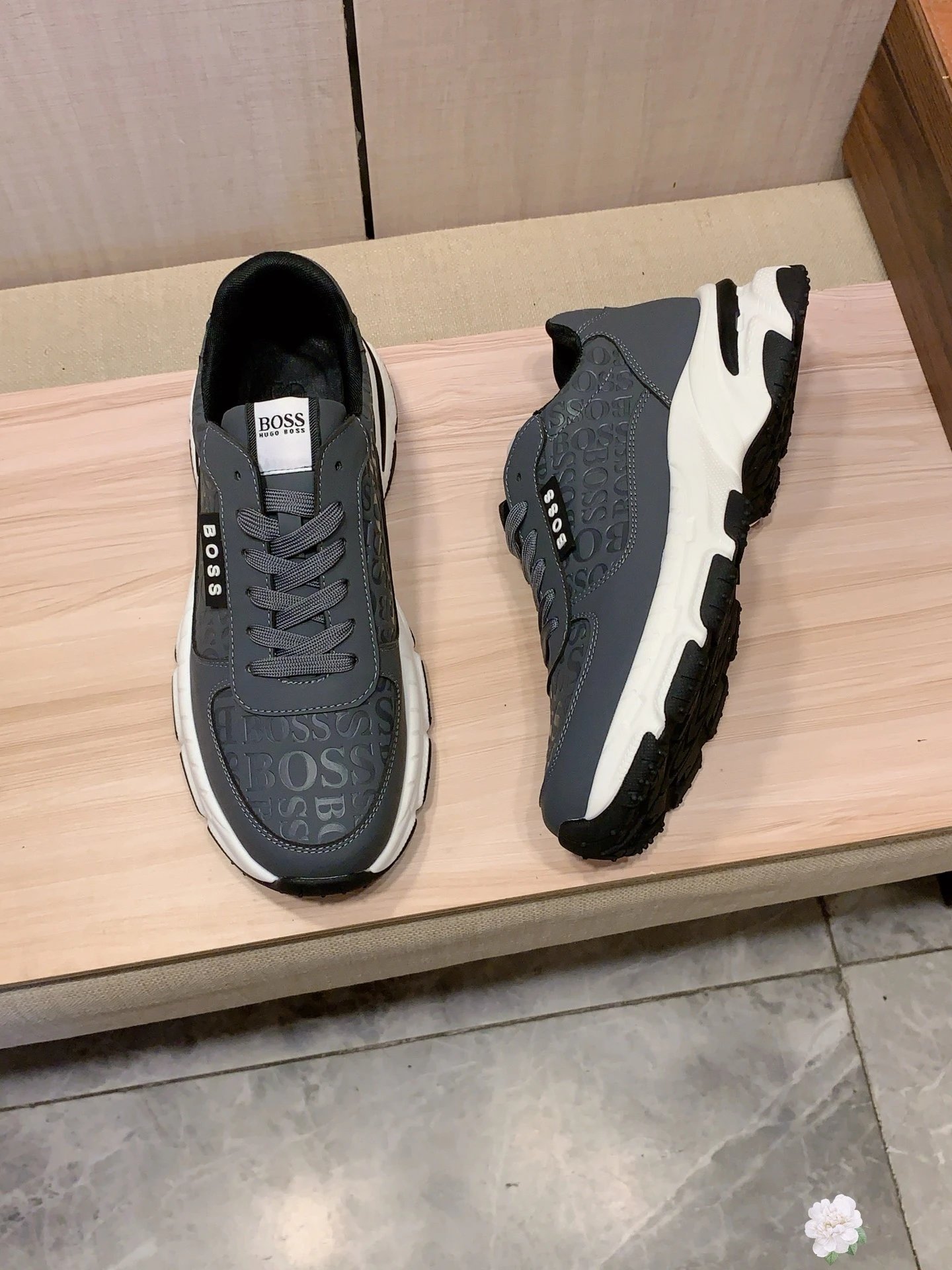 Hugo Boss Logo Runner Sneaker Grey Black