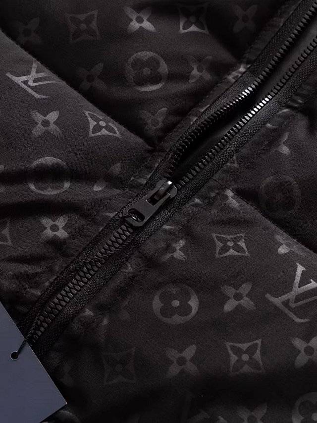 Louis Vuitton Puffer Jacket: seller detail photo 8