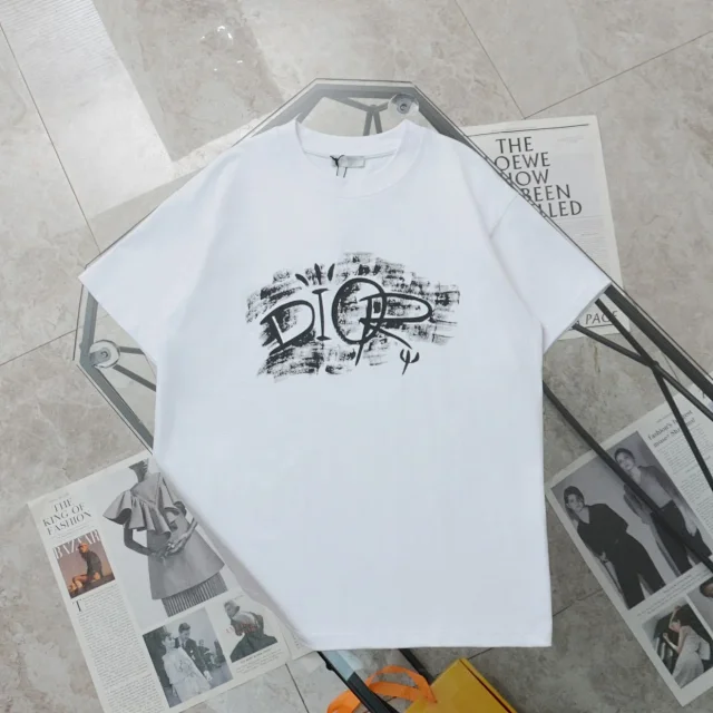 Dior T-Shirts Short-sleeve graphic logo T-shirt product detail image 8
