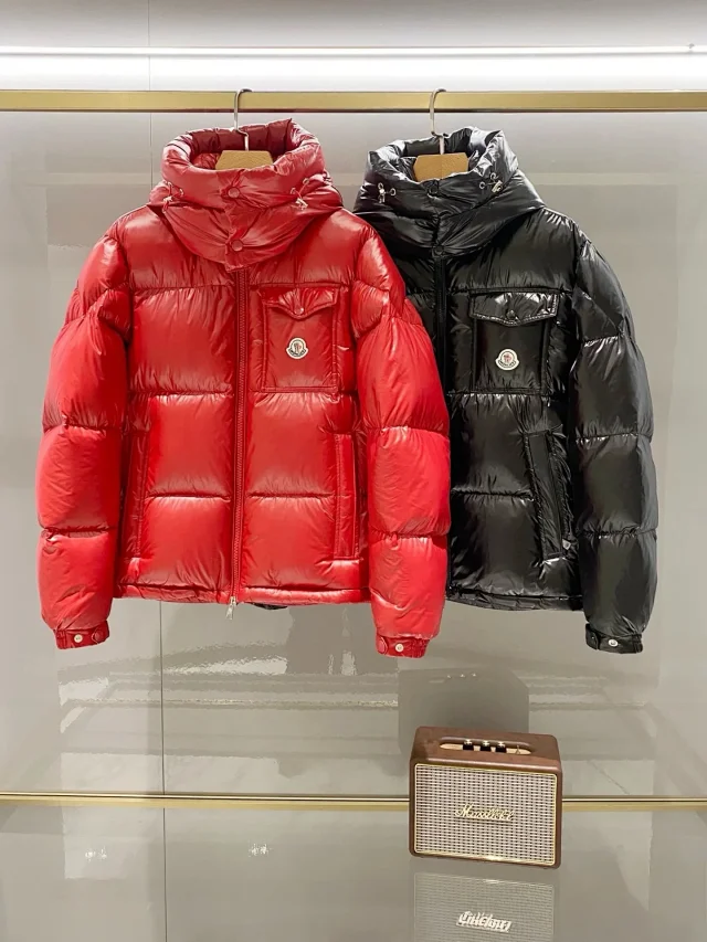 Moncler Down Jackets Hooded glossy quilted puffer jacket product detail image 9