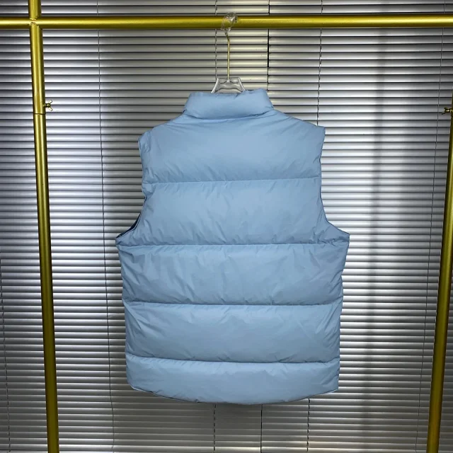 Canada Goose Vests Quilted puffer vest with stand collar and patch pockets product detail image 6